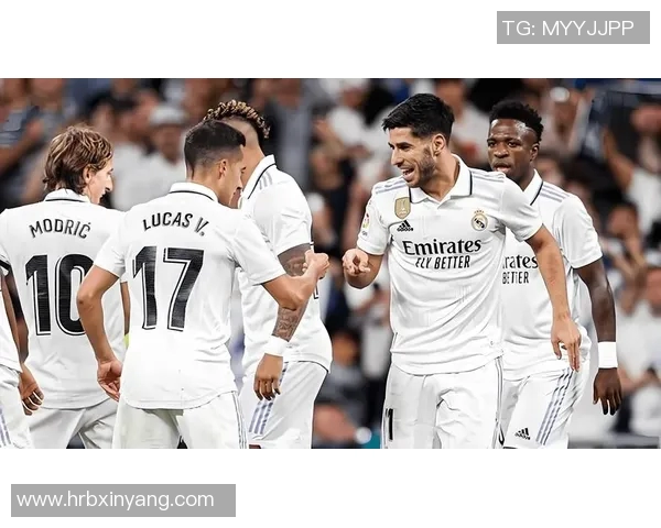 中国元老与皇马对决精彩视频回顾揭示足球历史的辉煌与传奇 中国元老与皇马对决精彩视频回顾揭示足球历史的辉煌与传奇