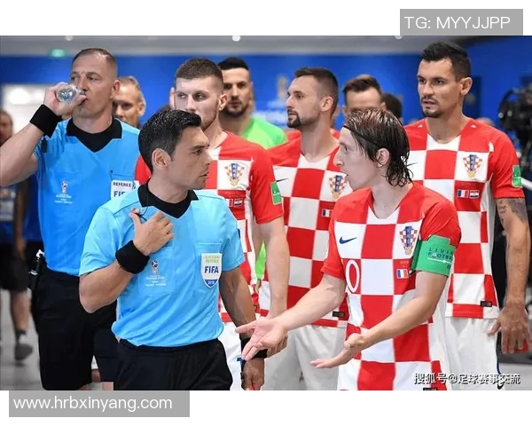 俄罗斯与亚美尼亚足球对决展现两国体育实力与文化交流的精彩瞬间 俄罗斯与亚美尼亚足球对决展现两国体育实力与文化交流的精彩瞬间