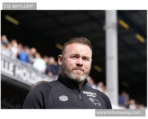 鲁尼荣膺本赛季最有价值球员，表现非凡获广泛赞誉