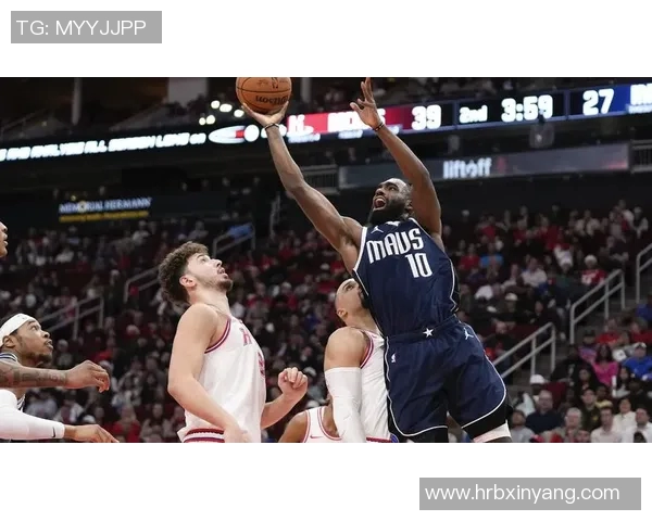 火箭队与独行侠的激烈对决回顾及精彩瞬间分析