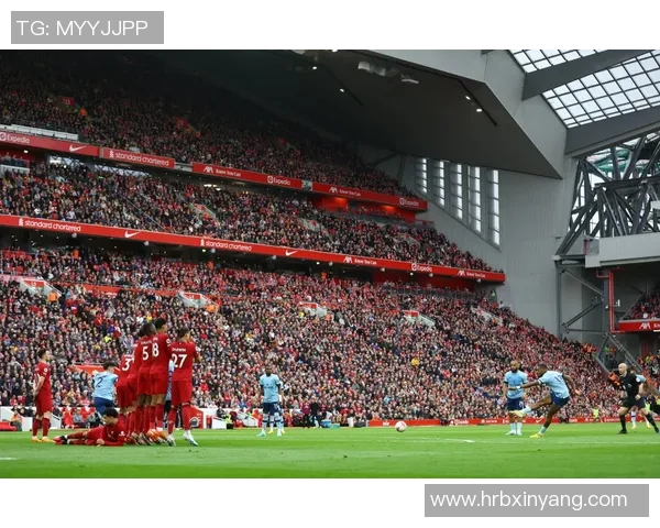 乌特福德主场迎战利物浦双方争夺英超关键积分之战