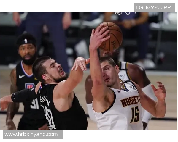 掘金与快船激战正酣高清直播全程带你感受篮球魅力