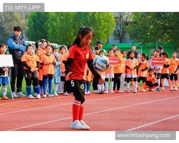 小学六年级足球比赛精彩直播全程回顾与精彩瞬间分享 小学六年级足球比赛精彩直播全程回顾与精彩瞬间分享