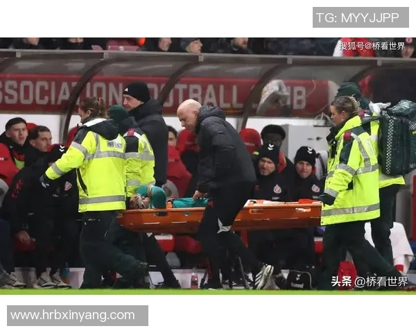 曼城与利物浦激战正酣赛果揭晓引发球迷热议 曼城与利物浦激战正酣赛果揭晓引发球迷热议